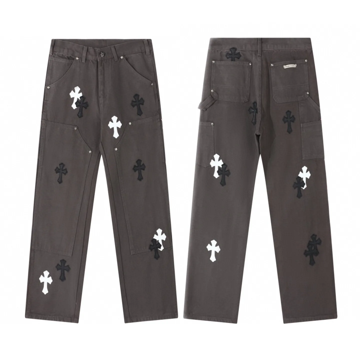 P280 💰 (Top version) Chrome hearts Cross patch leather jeans workwear logging pants Chrome hearts logging pants are here! ! ! CH Croix Heart Double Knee Cross Patch Leather Bo1 Style Logging Pants Straight-leg Work Pants B136 Croix Heart Cross Sanskrit Overalls Price 20W level, patchwork cross pattern embellishment, high-waisted washed jeans! ! Absolutely high-end luxury products, 1.9W level god-level single products, super popular products, made by top heavy industry, not to be missed. About Zangyin, this is an extremely luxurious fashion brand, which can also be called the nobles of the high street. It has always been an exclusive brand of some hipsters or rich second generation. Compared with ordinary high streets, it is more luxurious and noble. Compared with luxury brands, it has a more fashionable personality and has always been a brand that I have a special liking for. Imported yarn is custom-woven into a high-density twill canvas. While ensuring a crisp silhouette, the fabric feels very delicate. It follows the B01 classic silhouette. The upper body is crisp and stylish. The ready-made garments are stone-milled and washed with fermentation. They can be matched with any style. Buttons and zinc are washed with genuine YKK retro metal products. Double-layered canvas on the front. Perfect details. All hardware is perfect. Size: S-XXL Color: Picture color